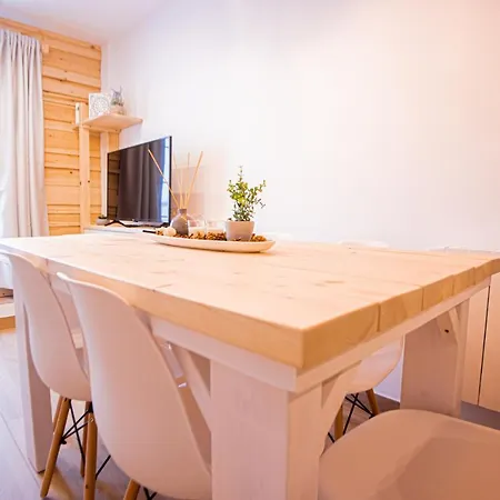 Estrella Apartment *
